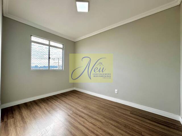 Apartamento para Venda em São José dos Pinhais - 3