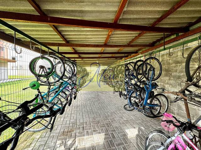 #2298 - Apartamento para Venda em São José dos Pinhais - PR