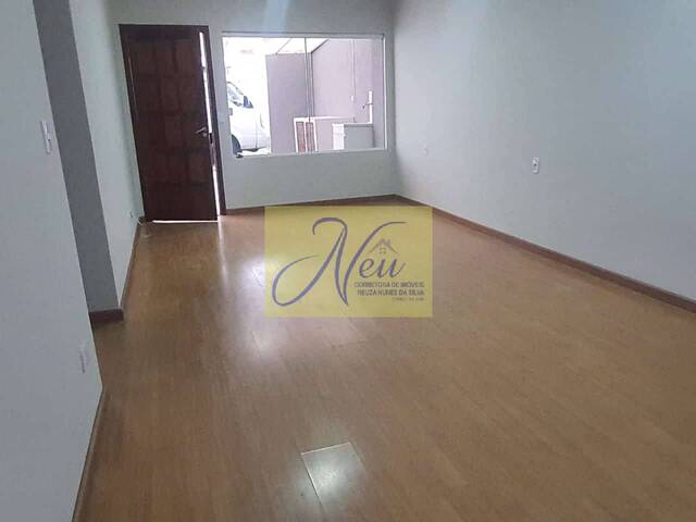 Casa para Venda em São José dos Pinhais - 3