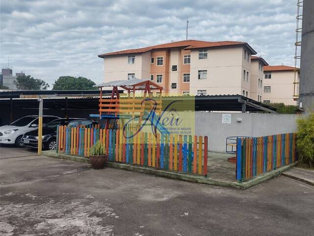 Apartamento para Venda em São José dos Pinhais - 2