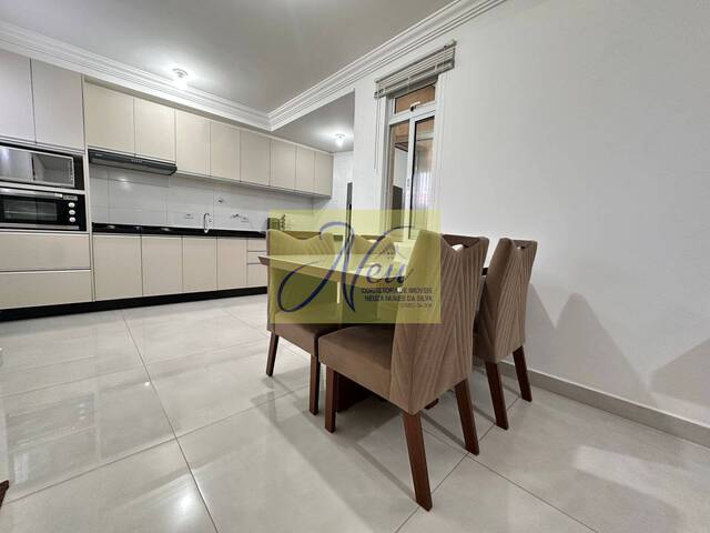 Apartamento para Venda em São José dos Pinhais - 4