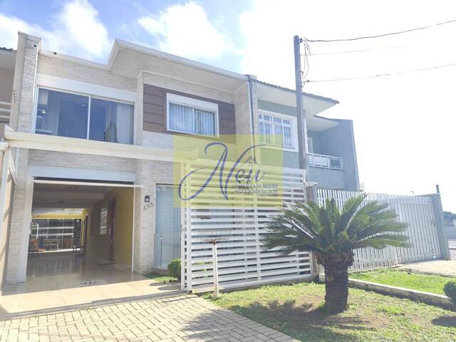 #CA2332 - Sobrado para Venda em São José dos Pinhais - PR