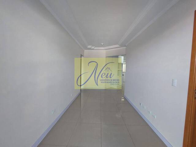 Apartamento para Venda em São José dos Pinhais - 3