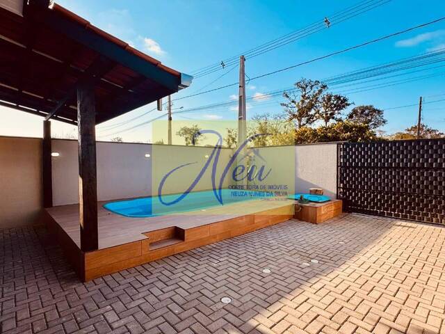 #CA2385 - Casa para Venda em Itapoá - SC