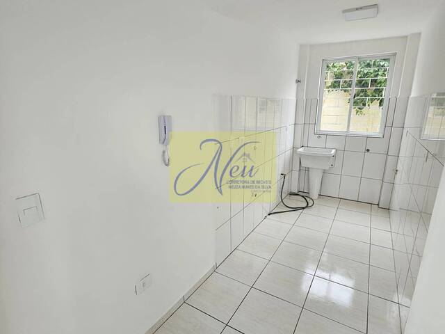 Apartamento para Venda em São José dos Pinhais - 4