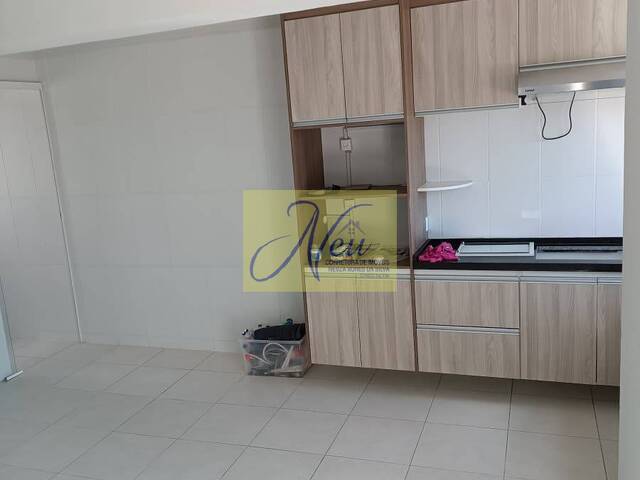 Apartamento para Venda em São José dos Pinhais - 2