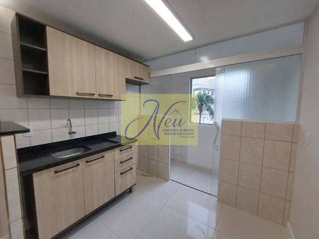 Apartamento para Venda em São José dos Pinhais - 4