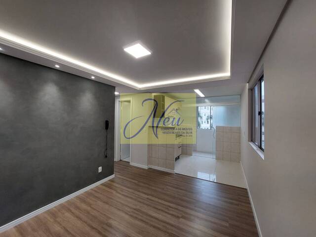 Apartamento para Venda em São José dos Pinhais - 2