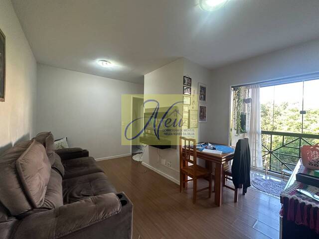 Apartamento para Venda em São José dos Pinhais - 2