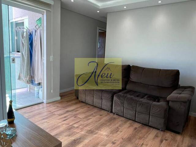 Apartamento para Venda em São José dos Pinhais - 3